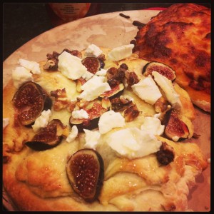 Fresh fig, walnuts, and goat cheese pizza